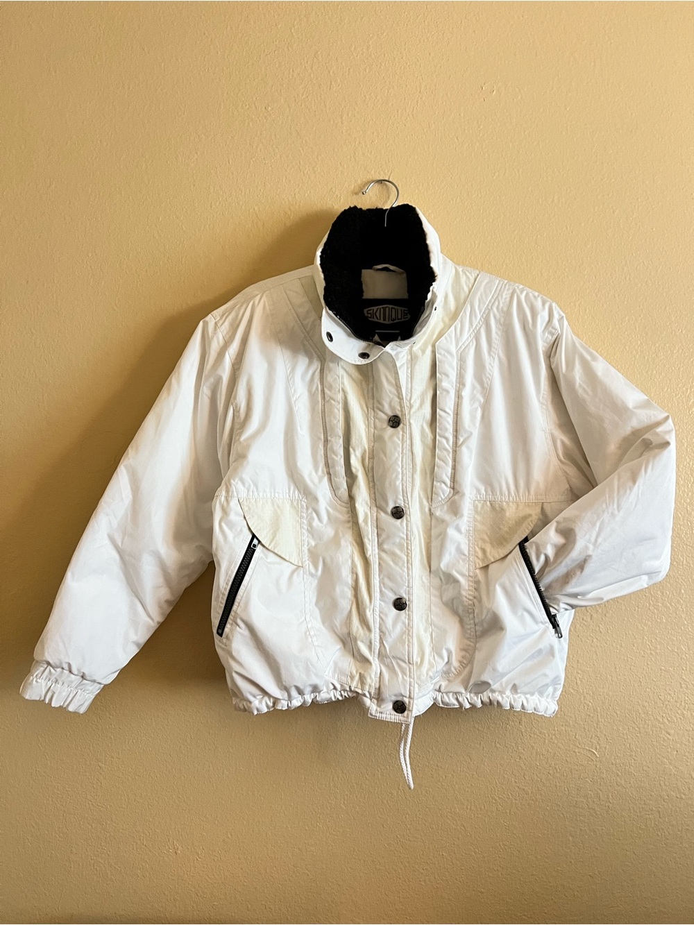 Vintage White Ski Jacket with Black Sherpa Collar